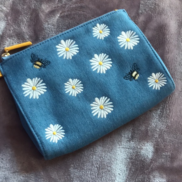 NWT Talbots Denim Wristlet - Picture 2 of 5